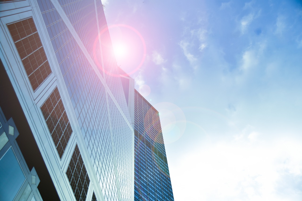 投资策略:该如何看待汇率变动崩盘?掌握预警指标与资产配置,轻松应对金融风暴 投资策略:该如何看待汇率变动崩盘?掌握预警指标与资产配置,轻松应对金融风暴