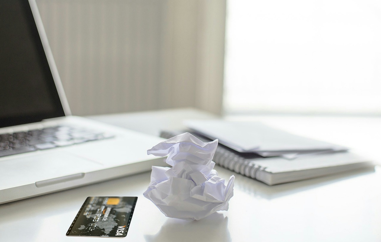 商业分析师必看:信用债市场贬值如何预警与应对,轻松掌握风险规避技巧 商业分析师必看:信用债市场贬值如何预警与应对,轻松掌握风险规避技巧