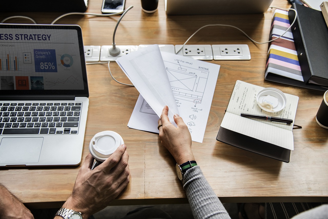 张雪峰谈女生学财政学:数字经济时代女性如何抓住高薪稳定就业机会 张雪峰谈女生学财政学:数字经济时代女性如何抓住高薪稳定就业机会