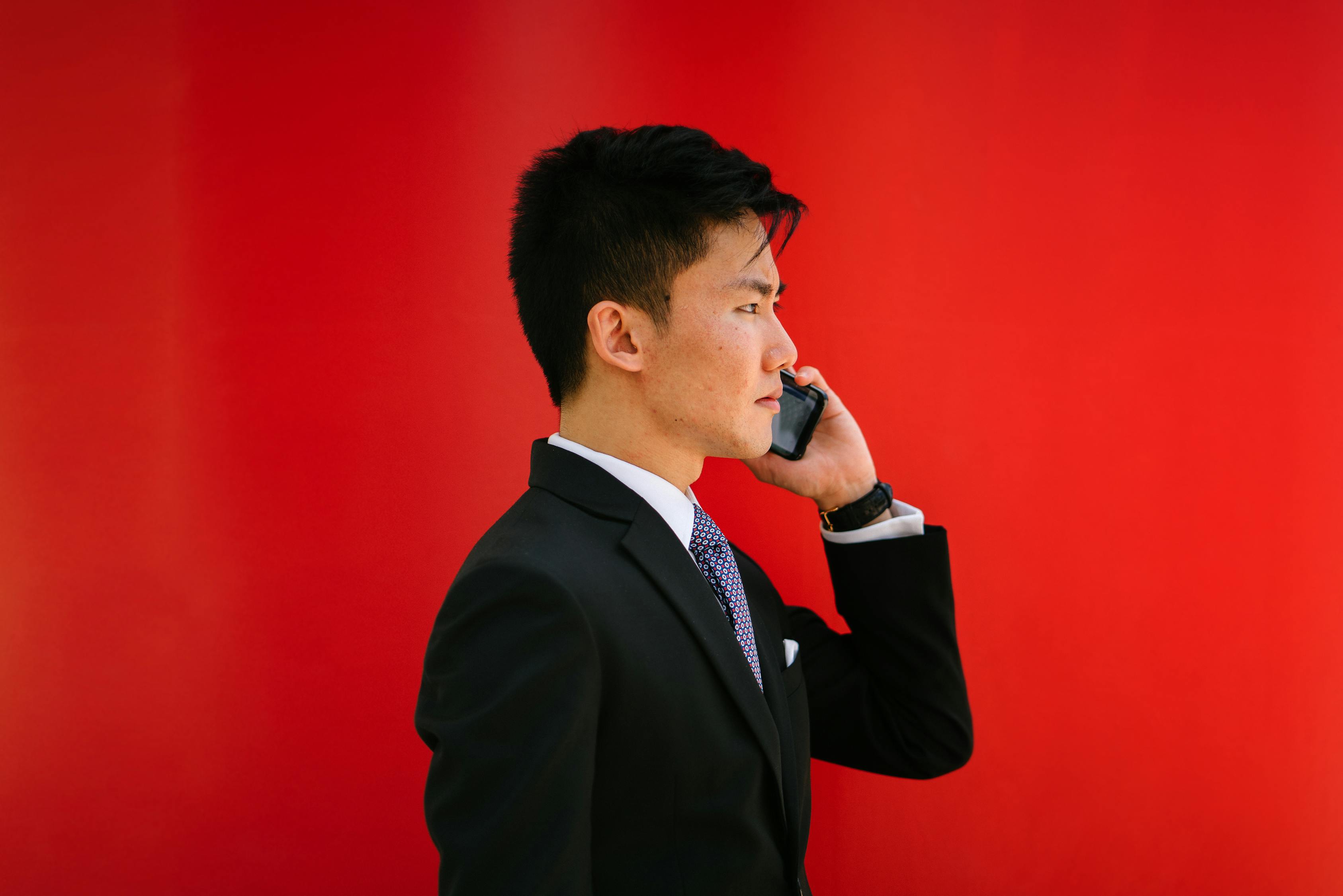 曾志伟与三只羊公司争议事件，回应与解析