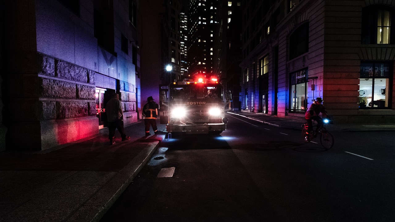 疯狂的斗气车案二审判了——反思道路交通的文明与安全