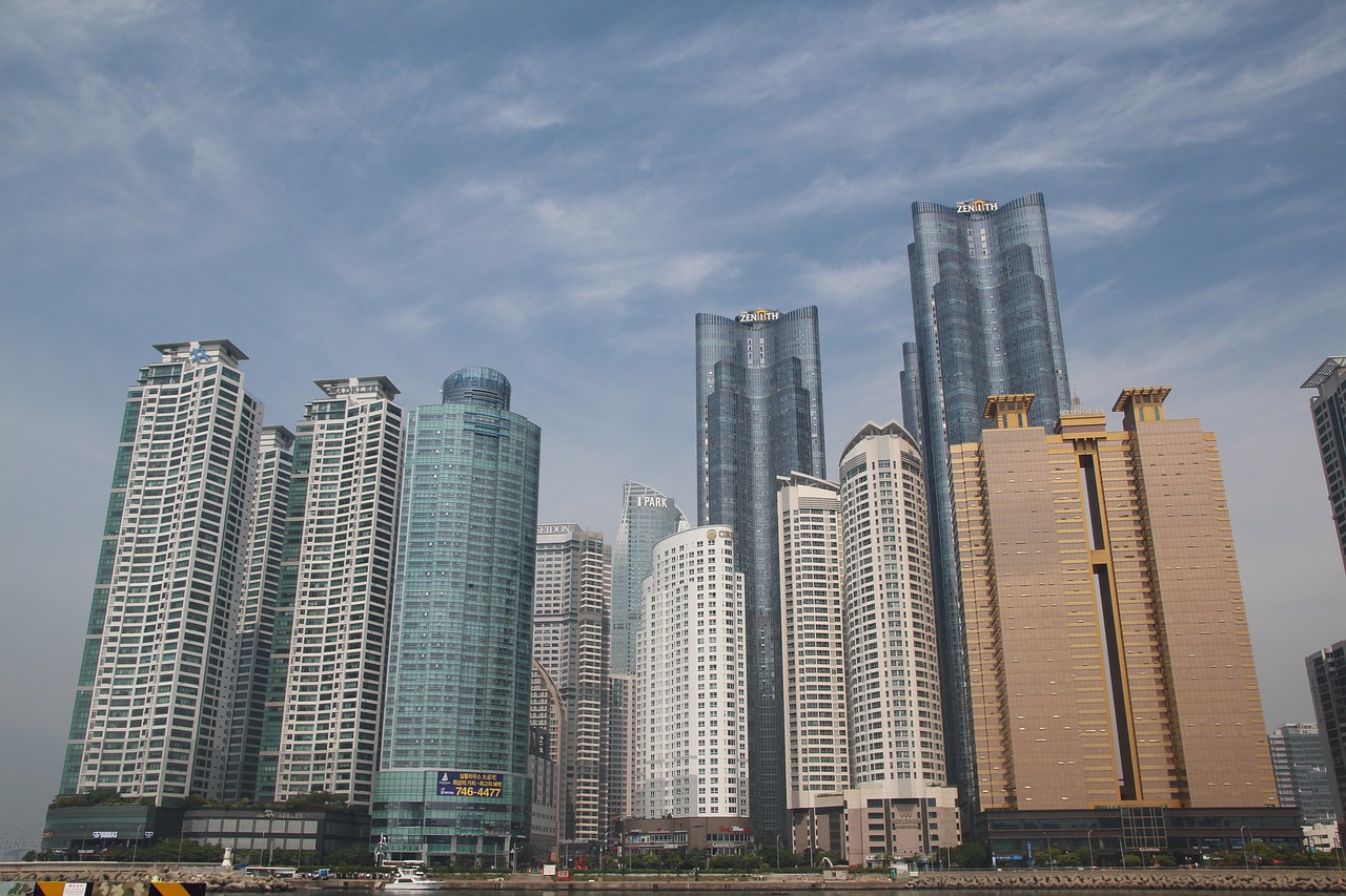 深度解析，海南发展如何引领新时代股市风向标——从自贸港建设看投资机遇