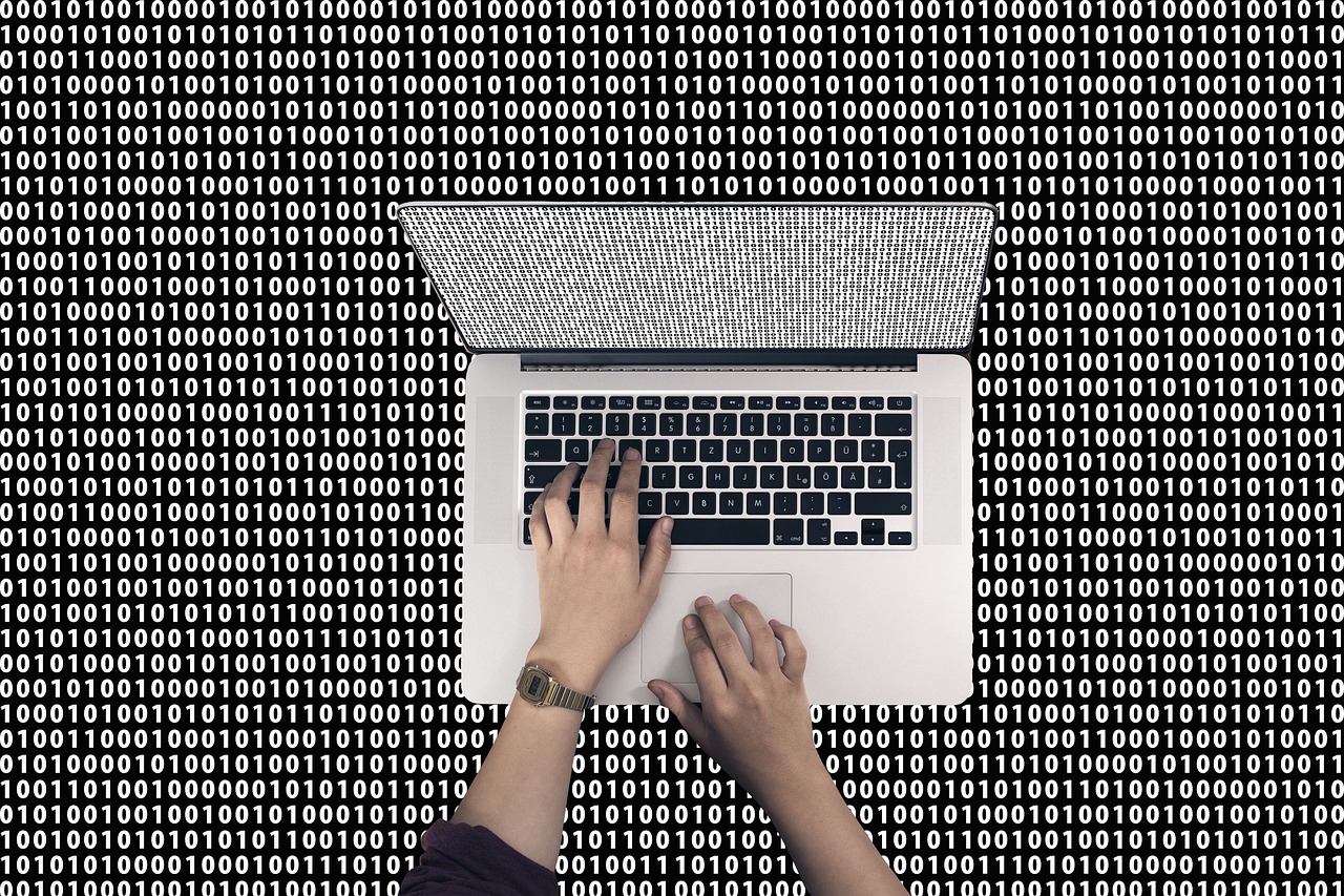 揭秘四量图指标源代码，如何用量化工具提升交易决策？