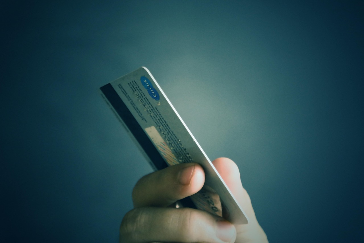 现货黄金保证金交易：以保证金进行黄金买卖，杠杆放大交易