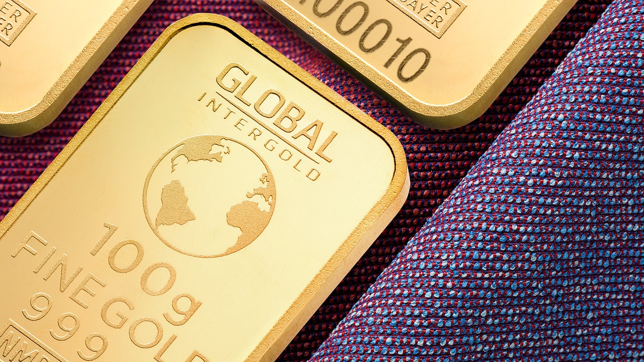 77万黄金23天涨11万，金价跌？金饰降价，未来走势不明