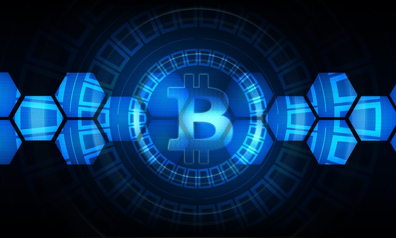 央行将综合运用多种货币政策工具，适时调整政策力度和节奏