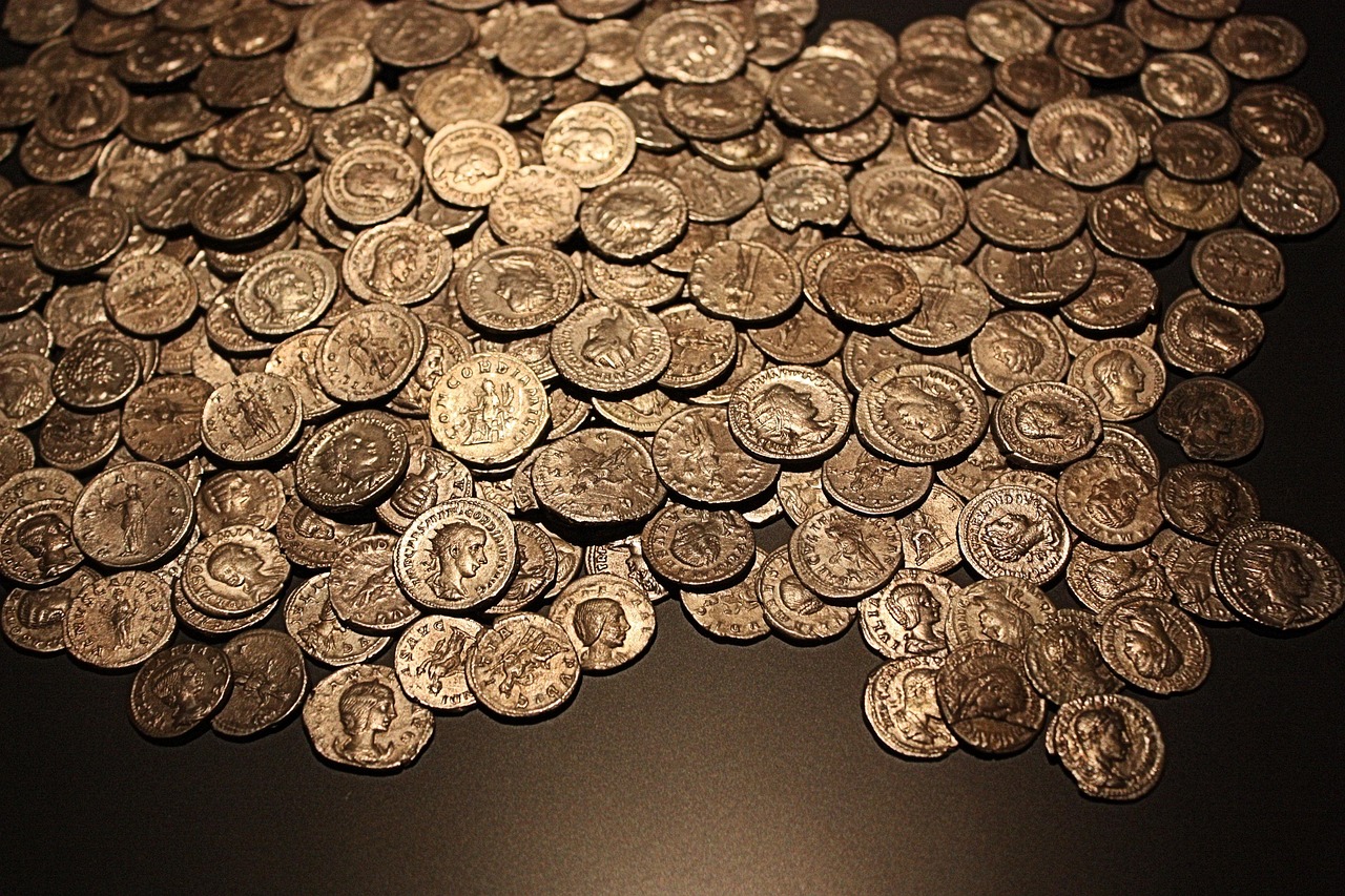金条金币消费量激增，古法金饰市场兴起，探寻其背后的原因与趋势