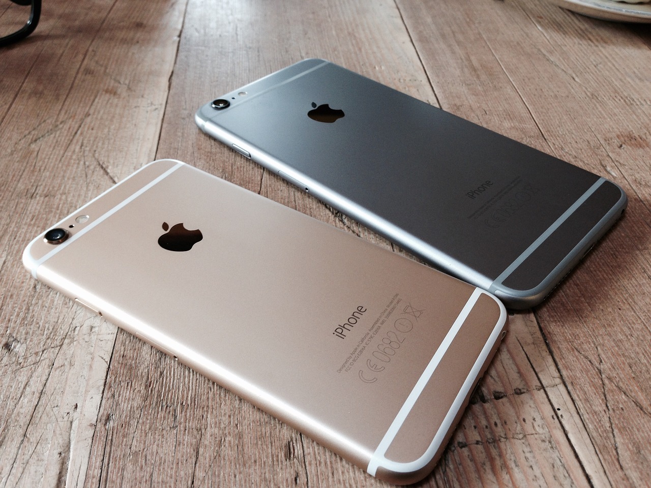 苹果将于9月10日发布新款iPhone、AirPods和手表，引领科技潮流