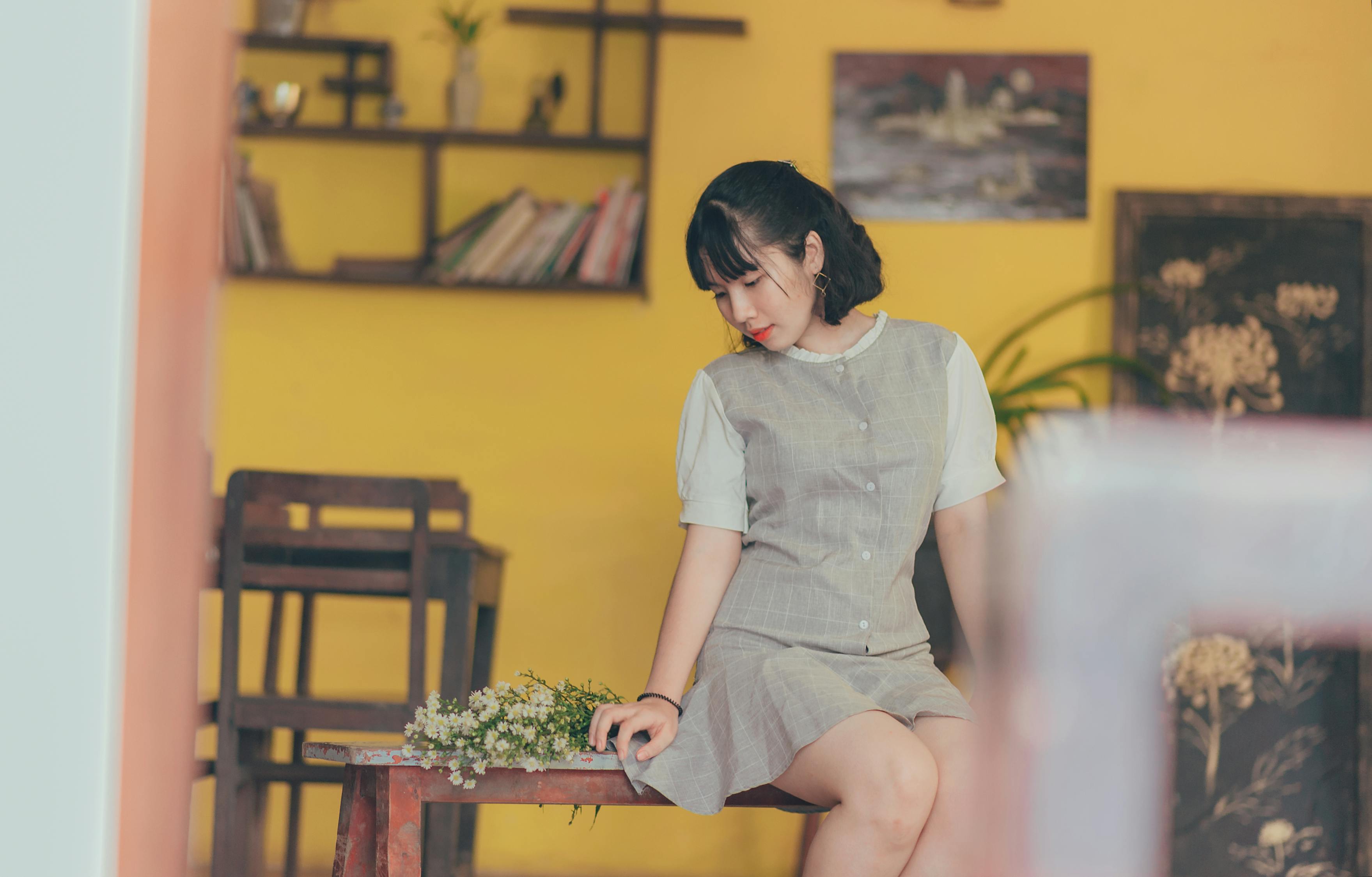 张馨予就没常识指控回应，探讨公众人物素养与责任