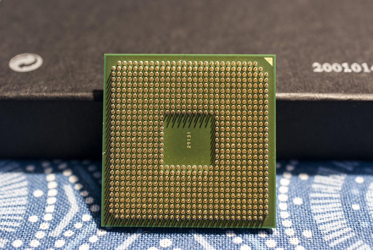 AMD发布Zen 5架构，锐龙处理器助力AI体验飞跃