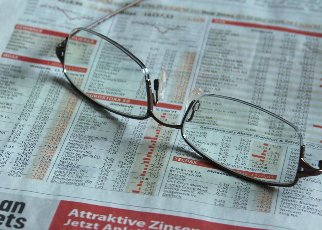 黄金价格波动，哪家银行报价最精准？揭秘黄金投资秘密！