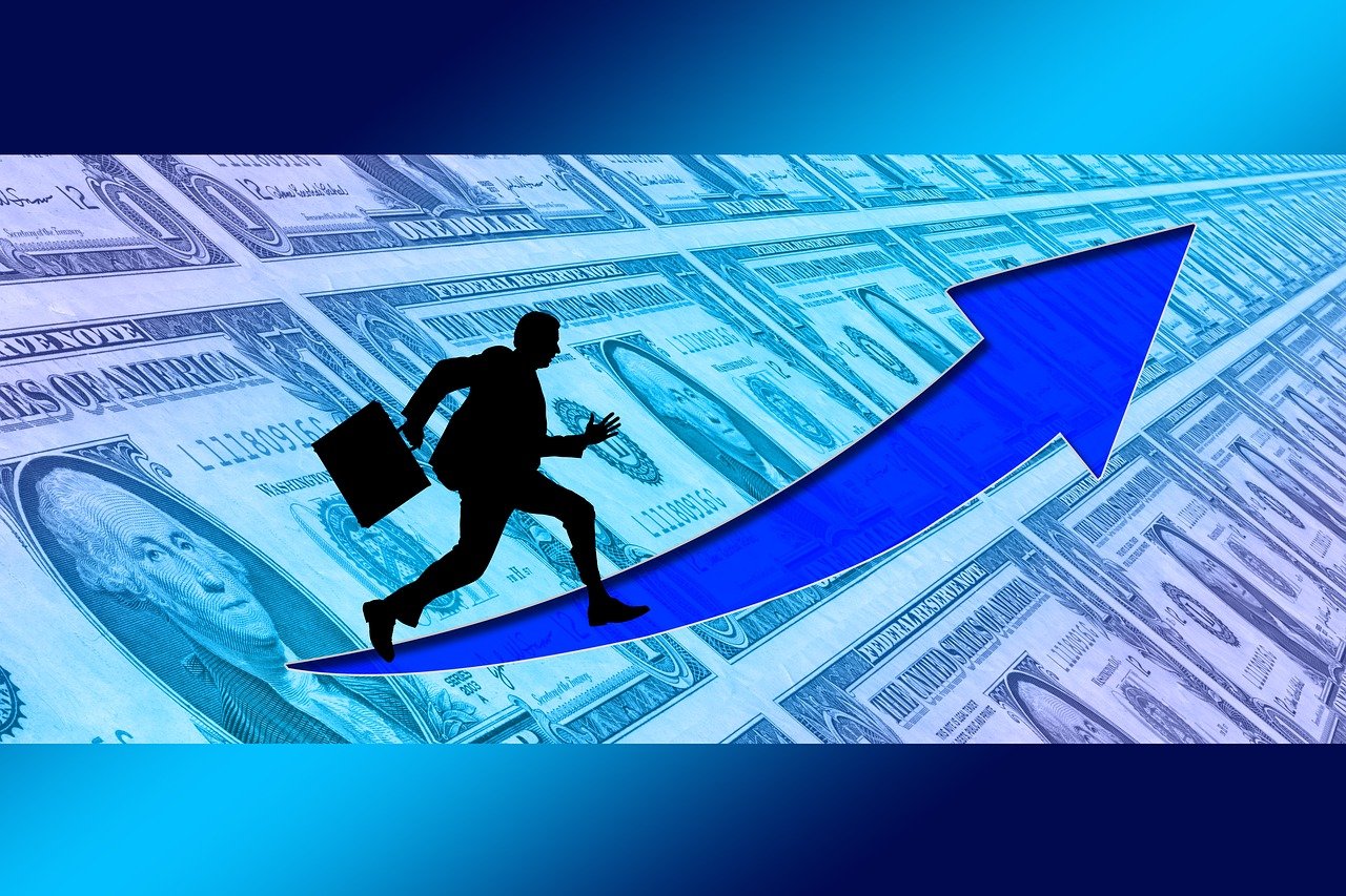 10家公募调整券商股估值，行业集中度或再攀高峰