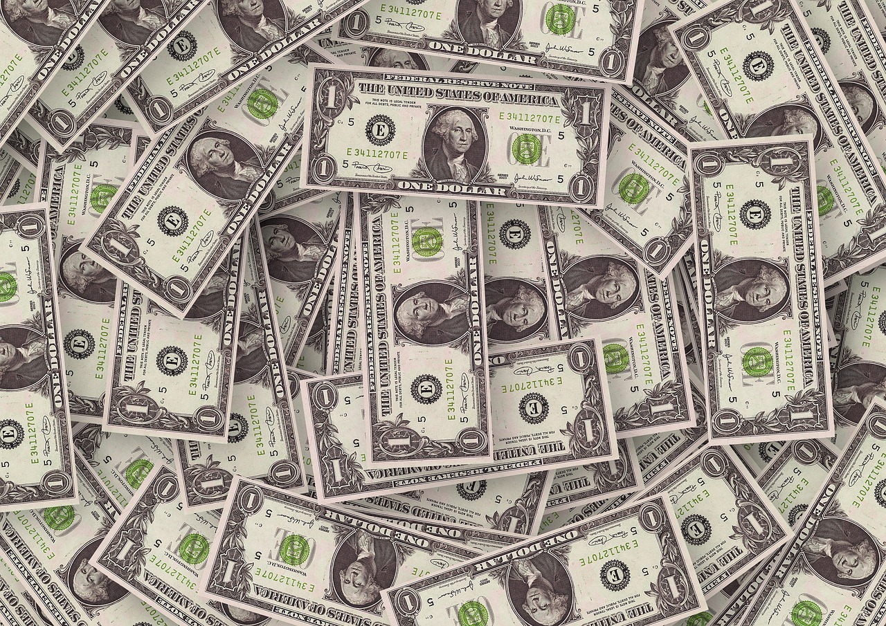 工银瑞信红利基金管理费年费率从1%降至0.6%，调整原因何在？