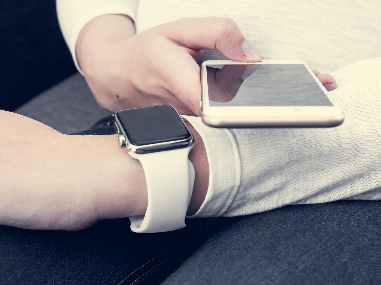 Apple Watch新表带和表盘曝光，带来时尚与实用新体验
