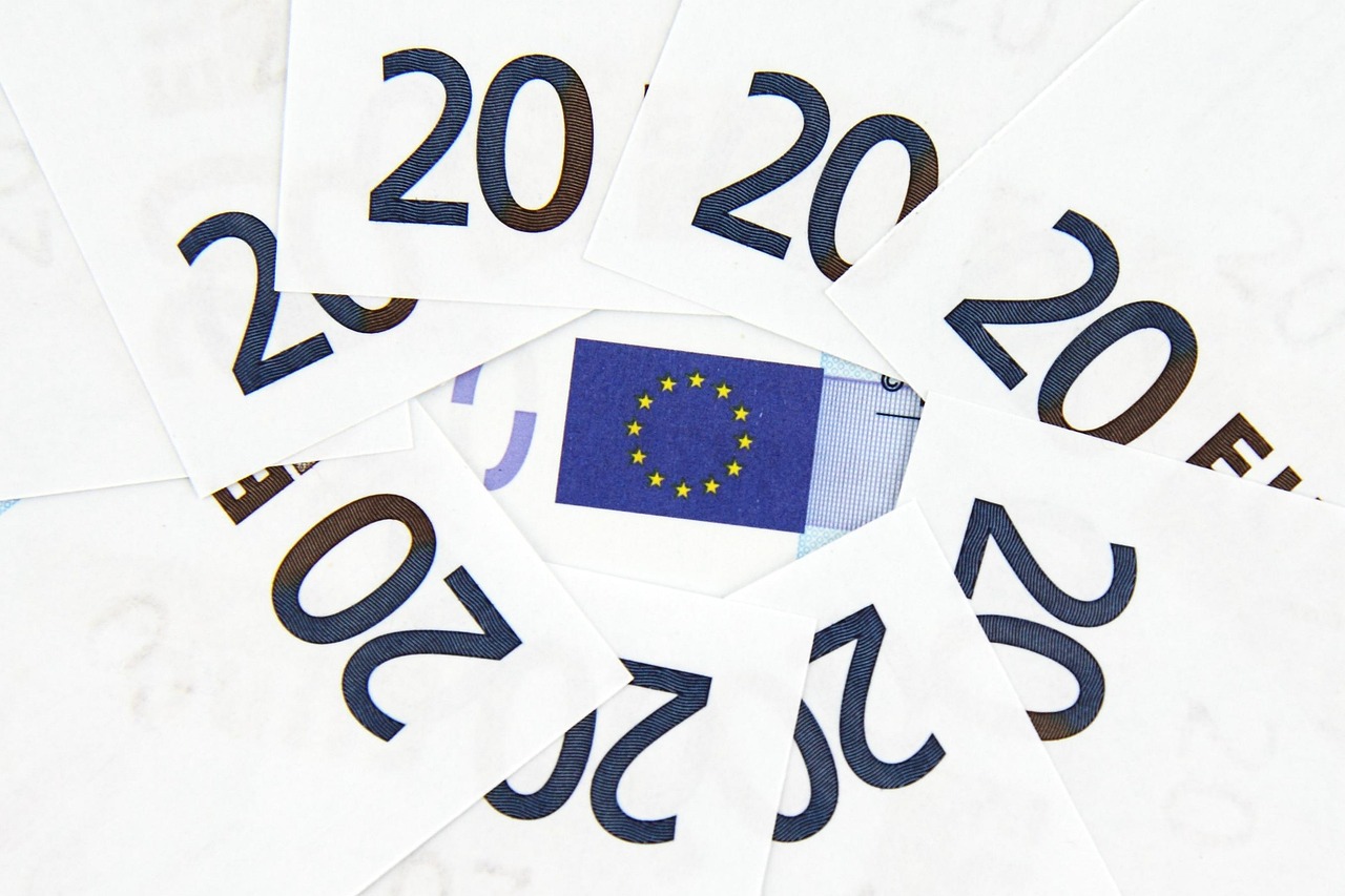 英飞凌发布第二财季财报，营收达35.9亿欧元