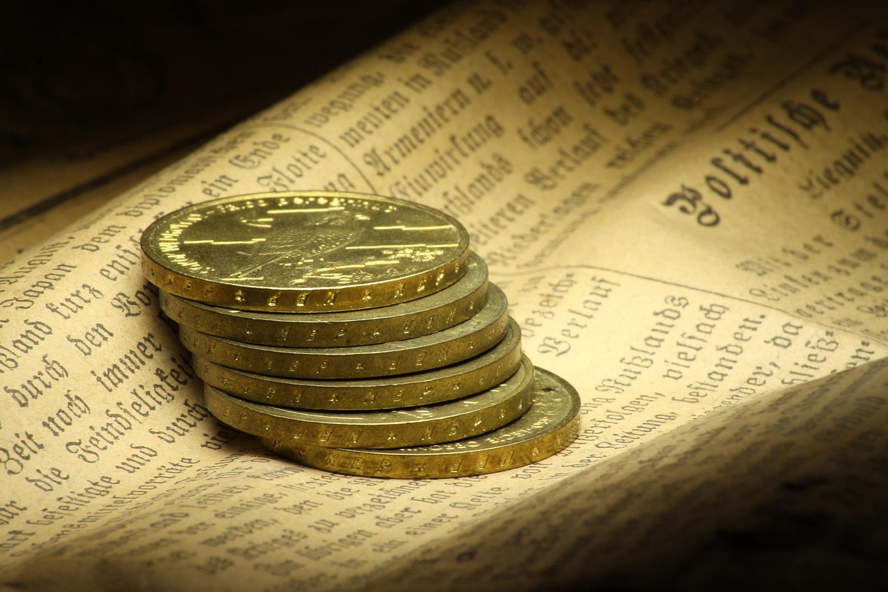 美联储鹰派施压金价，黄金还能否突破震荡僵局？