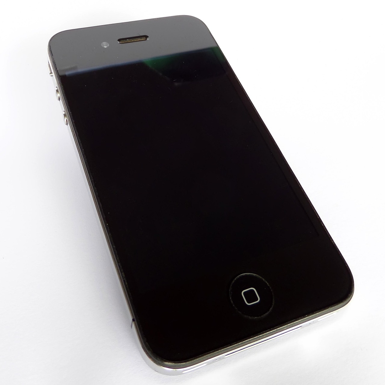 苹果手机开启新一轮降价，iPhone 16 Pro直降2000元，国补政策同步开启