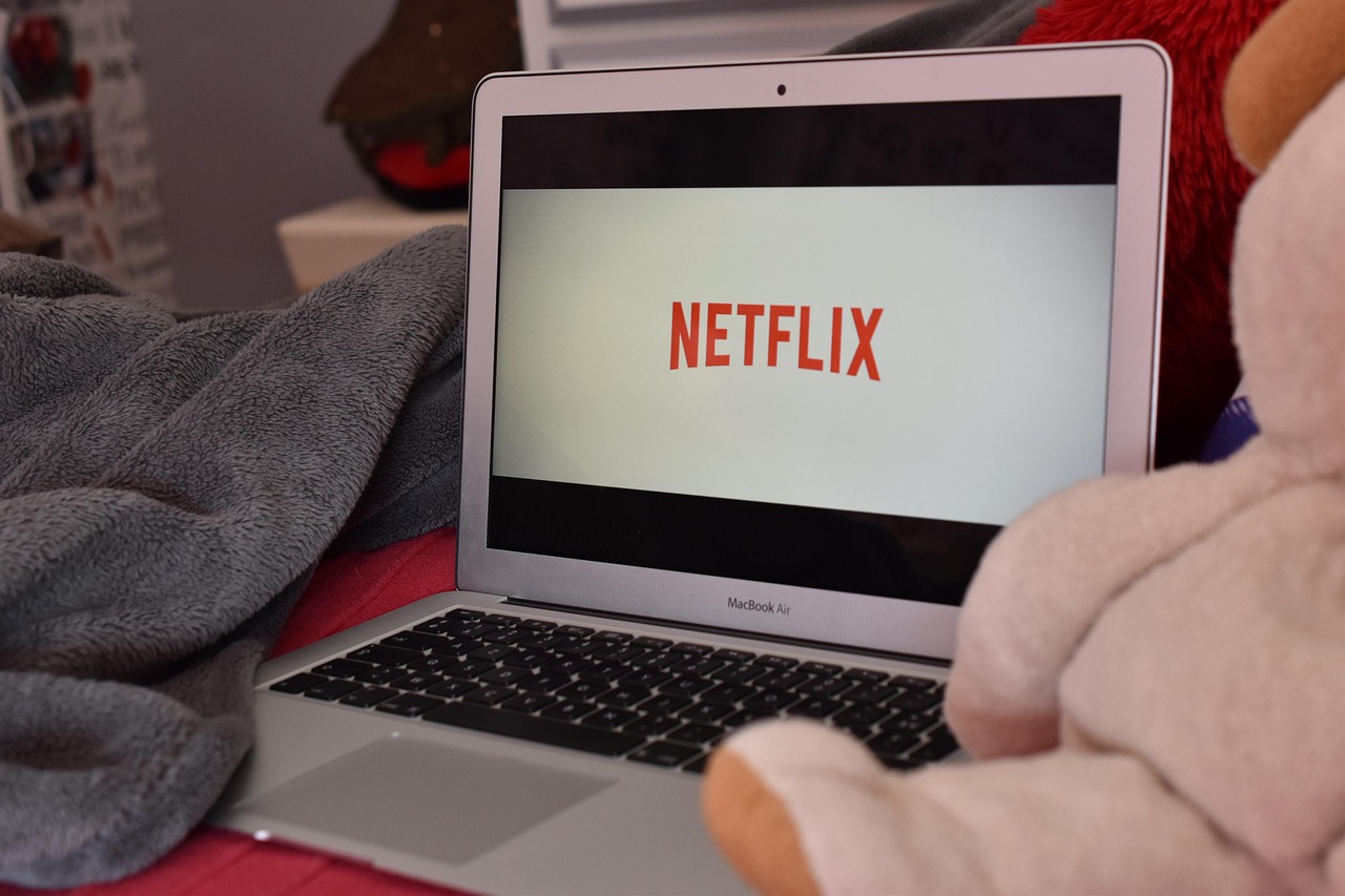 Netflix带广告视频因版权限制，无法下载至本地设备