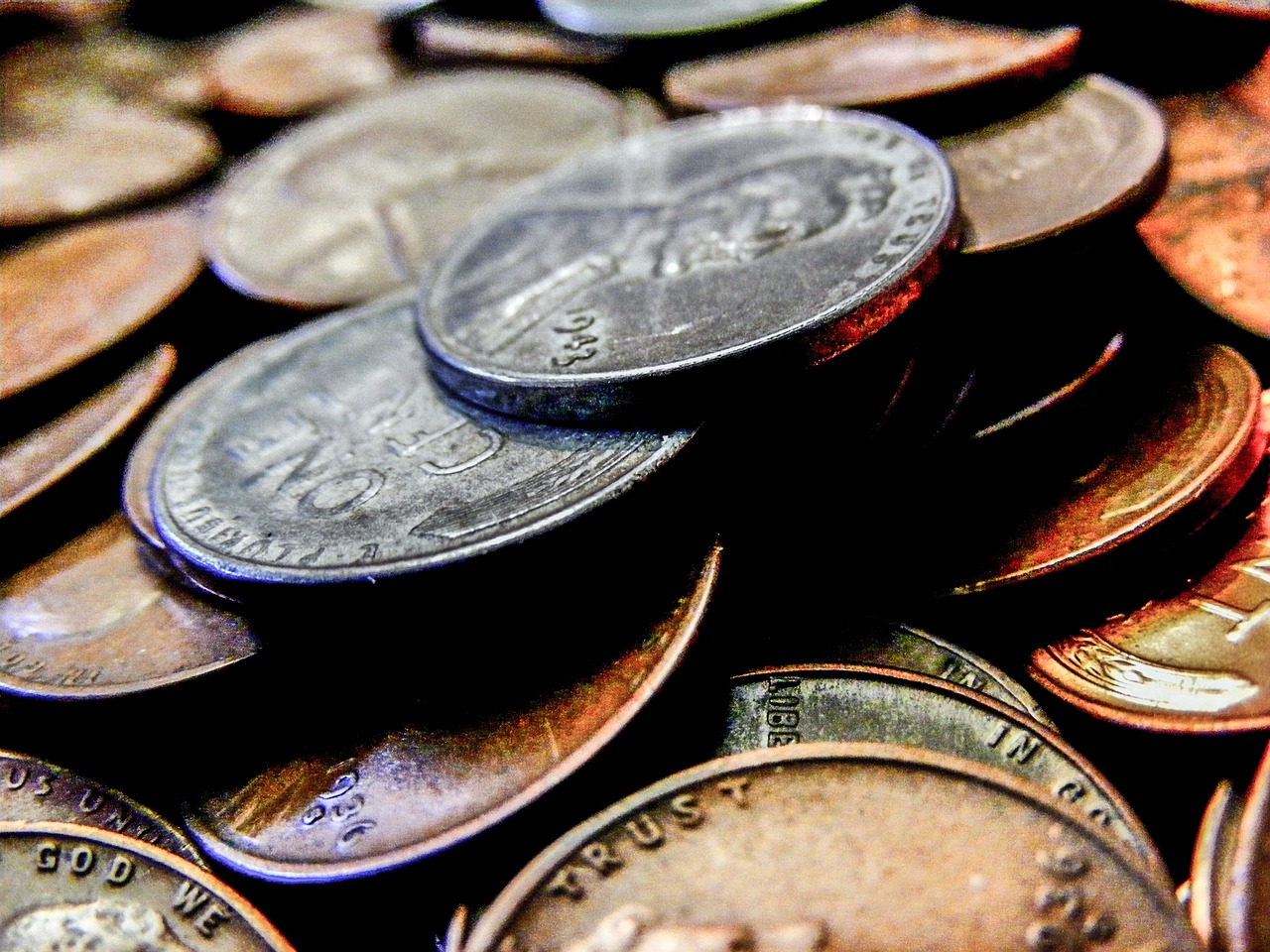 贵金属投资，哪家平台靠谱又安全？揭秘投资界的“黄金屋”！